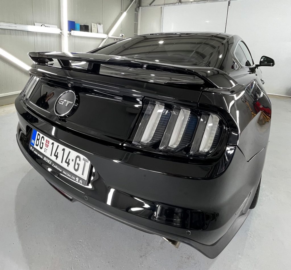 ford-mustang-gt-5-00003