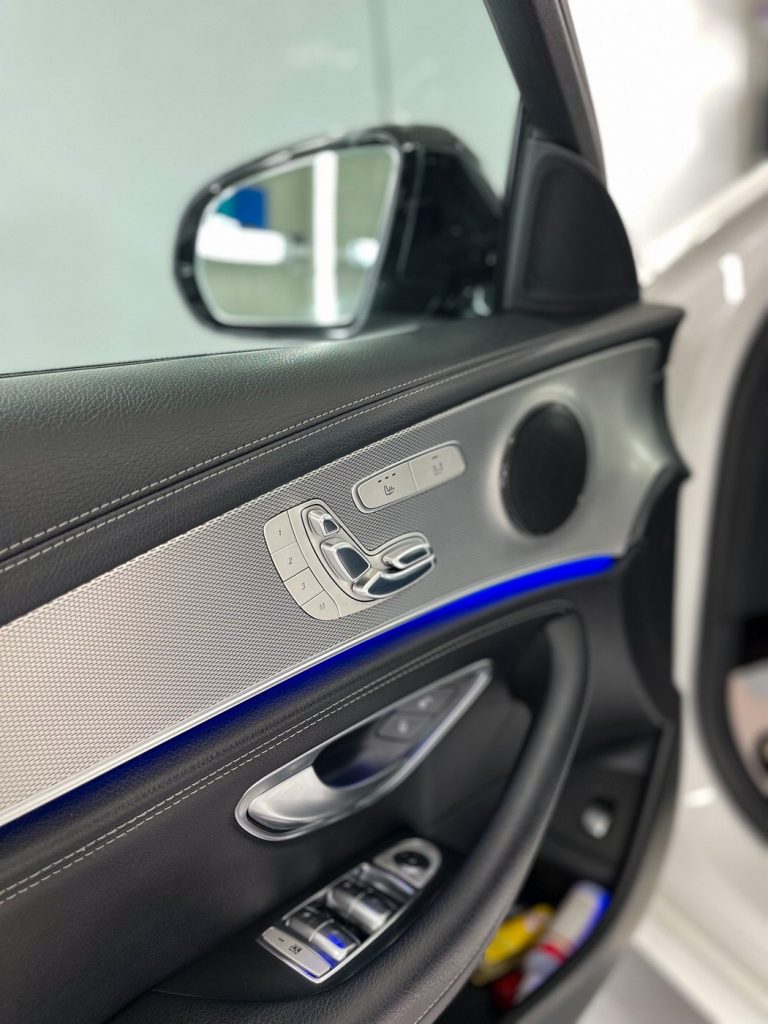 mercedes-e220-00005