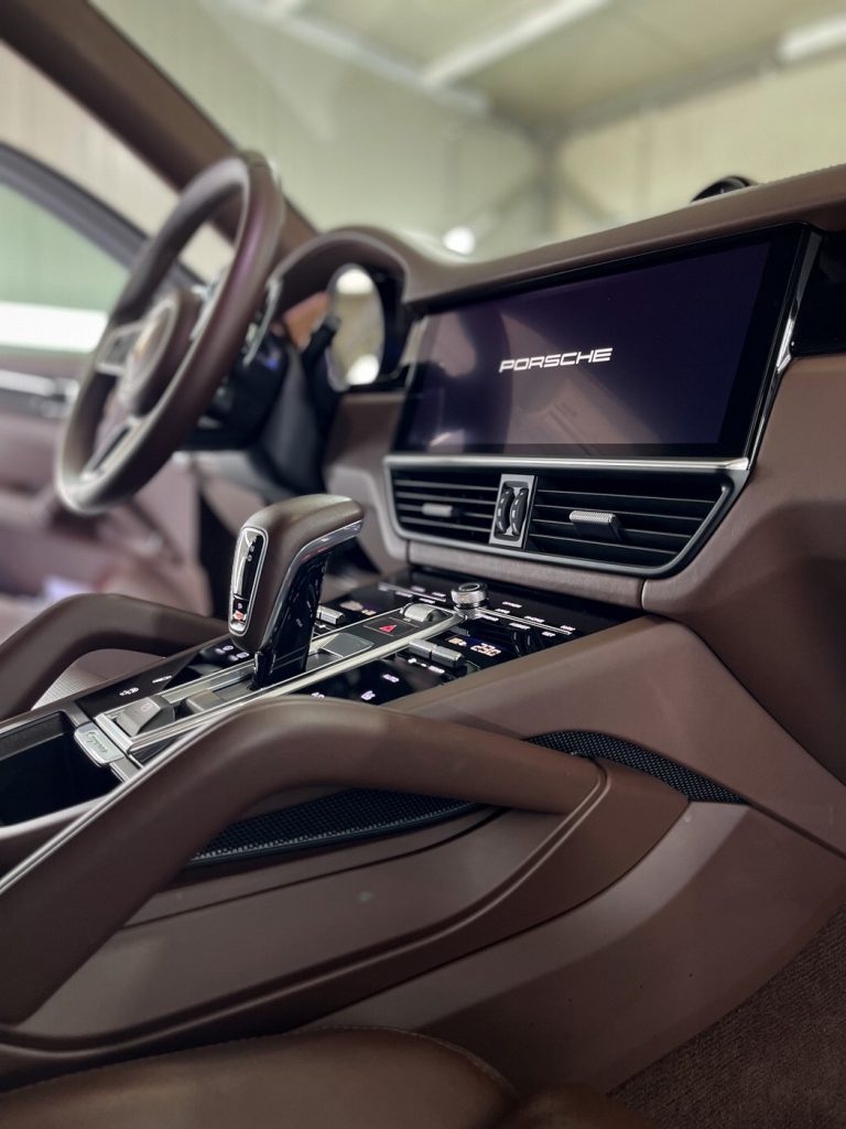 porsche-cayenne-00004